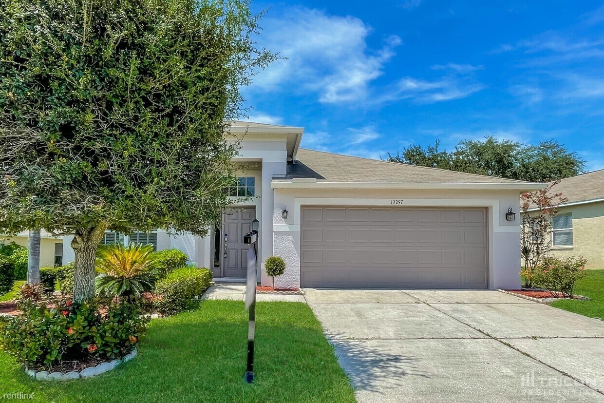 Primary Photo - 13297 Bainbridge Way