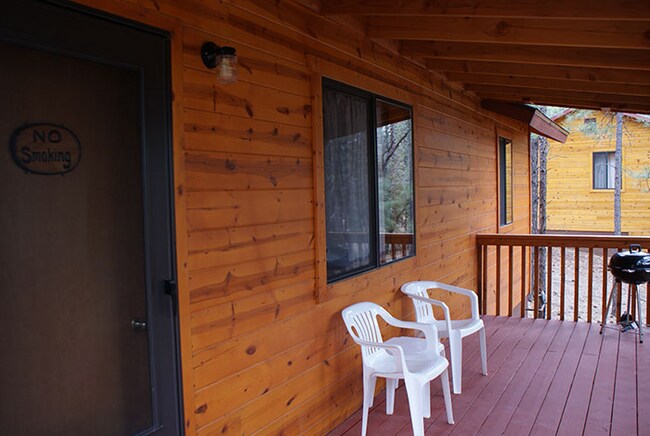 Foto del edificio - 237 E White Mountain Blvd