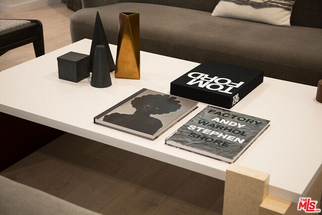 Foto del edificio - 8917 Cynthia St