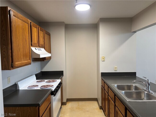 Foto del edificio - 59 Lincoln Way E