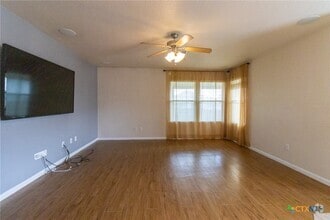 Building Photo - 2203 Love Rd