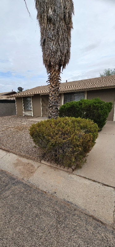 Primary Photo - 2611 W Vereda Verde