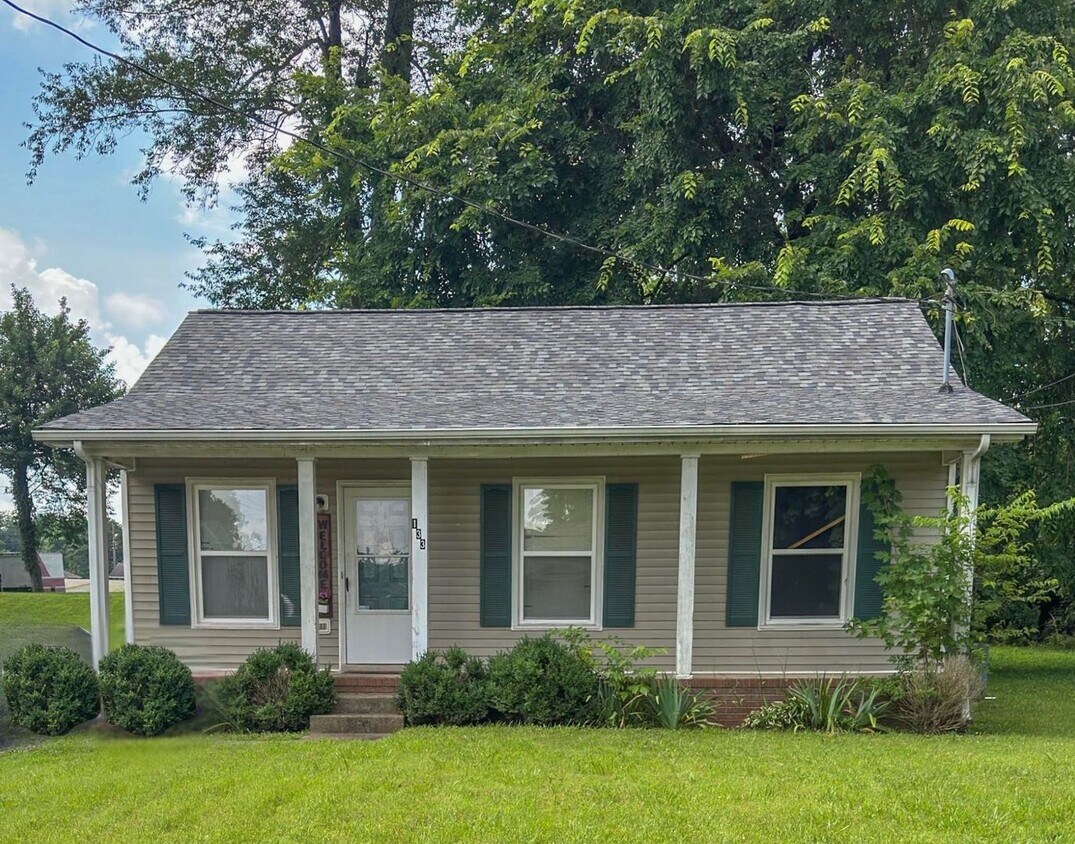 Primary Photo - 133 E Street Clarksville, TN 37042