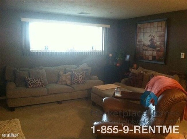 Foto del edificio - 5869 Crosswinds Dr