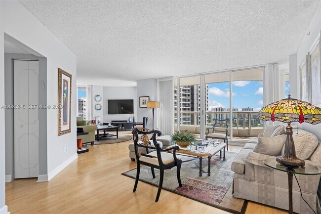 Building Photo - 21205 Yacht Club Dr
