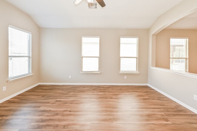 Building Photo - 14302 Merganser Dr