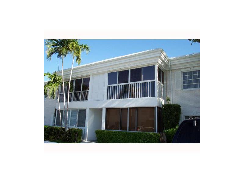 Foto principal - 6357 Bay Club Dr