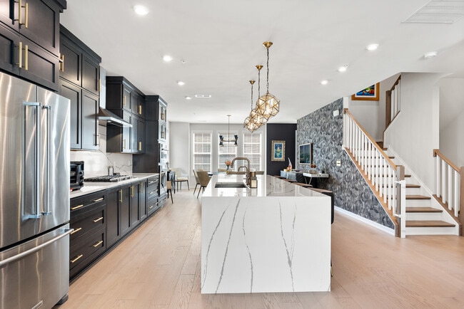Building Photo - 7402 Backett Wood Ter
