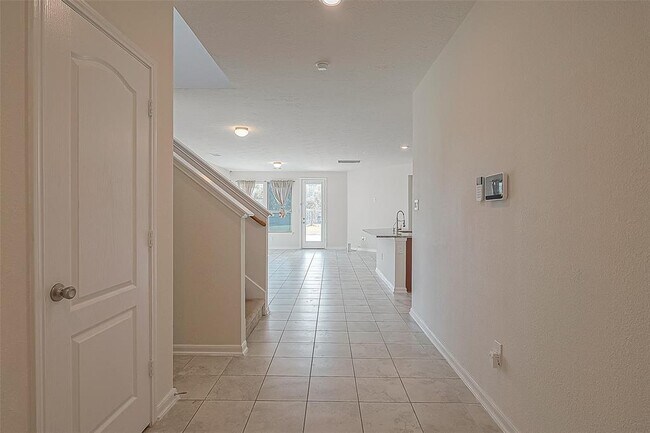 Foto del edificio - 1179 Clonmore Ct
