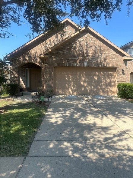 Building Photo - 13126 Royal Bell Ct