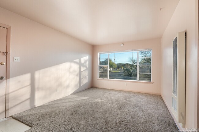 Foto del edificio - 1603 Peterson Ave