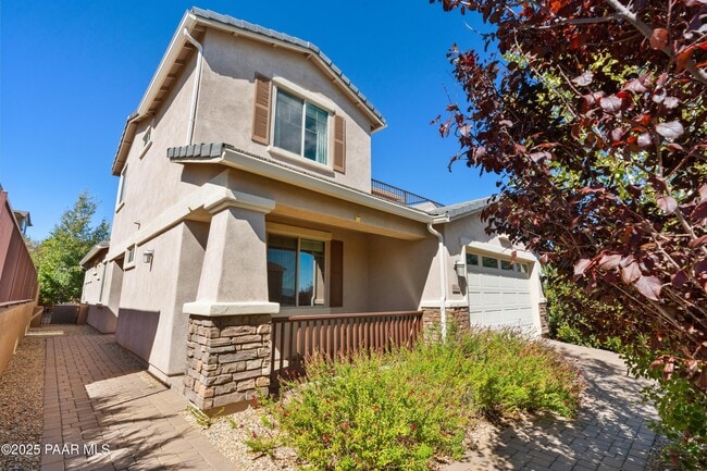 Building Photo - 2416 Alberta Way