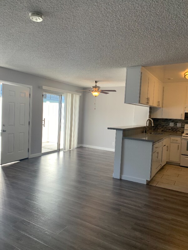 Foto del edificio - 3708 Spencer St