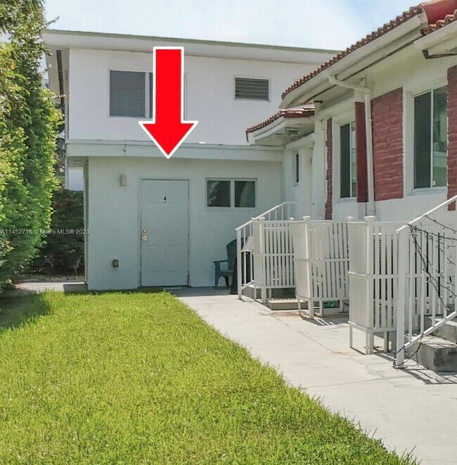 Foto del edificio - 7718 Carlyle Ave