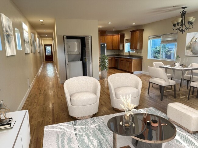 916 - 916 Apartment