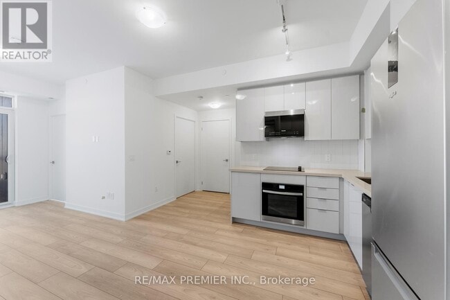 Photo du bâtiment - 474-2474 Caldari Rd