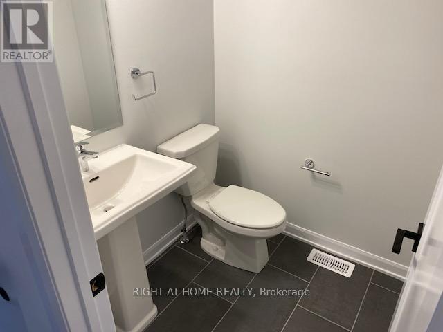 Photo du bâtiment - 929 Athenry Ct