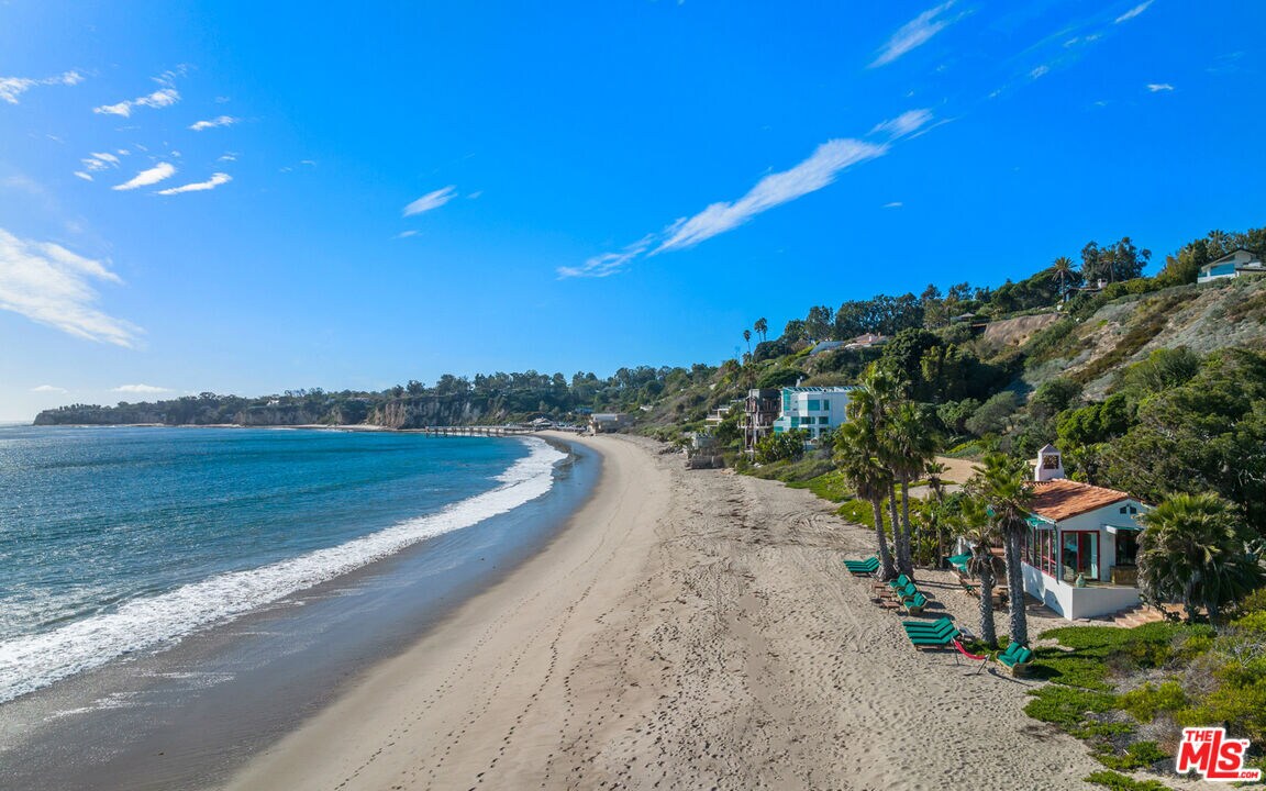 27856 E Pacific Coast Hwy, Malibu, CA 90265 House for Rent in Malibu, CA
