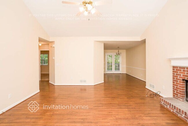 Foto del edificio - 270 Princeton Way
