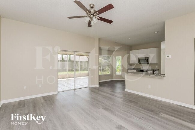 Building Photo - 1204 Franford Dr
