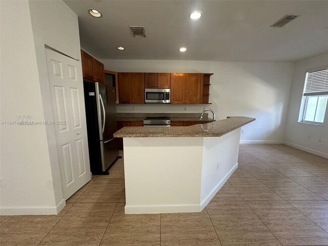Building Photo - 10717 NW 75th Terrace