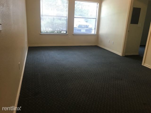 Building Photo - 1 br, 1 bath Apartment - Rosebud Apartments
