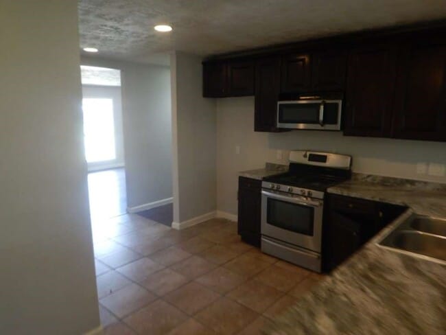 Foto del edificio - 5854 Heron Dr