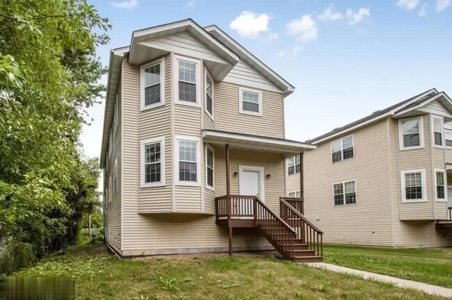 Building Photo - 1522 Albemarle St