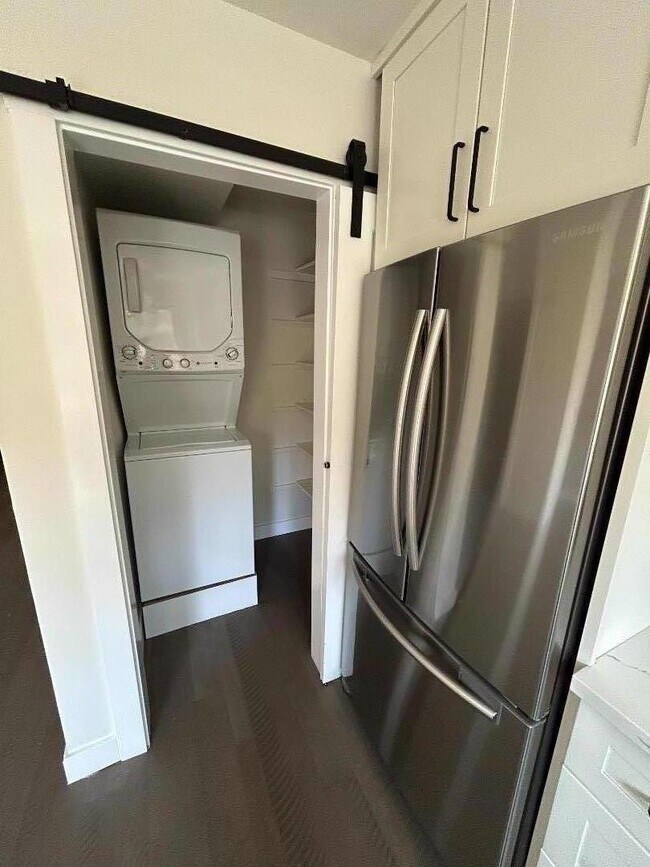 Foto del edificio - 1231 Oddstad Blvd