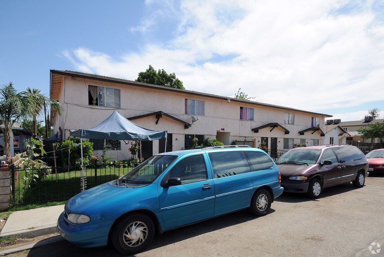 Building Photo - 1612 Pacific Dr