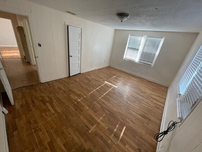 Building Photo - Westwind MHP LLC