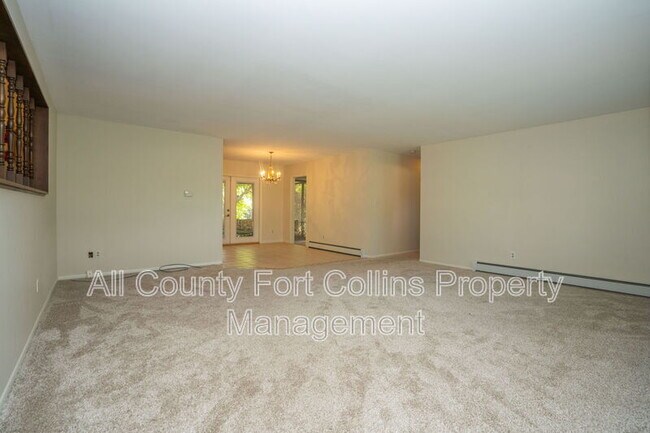 Building Photo - 508 Louise Lane