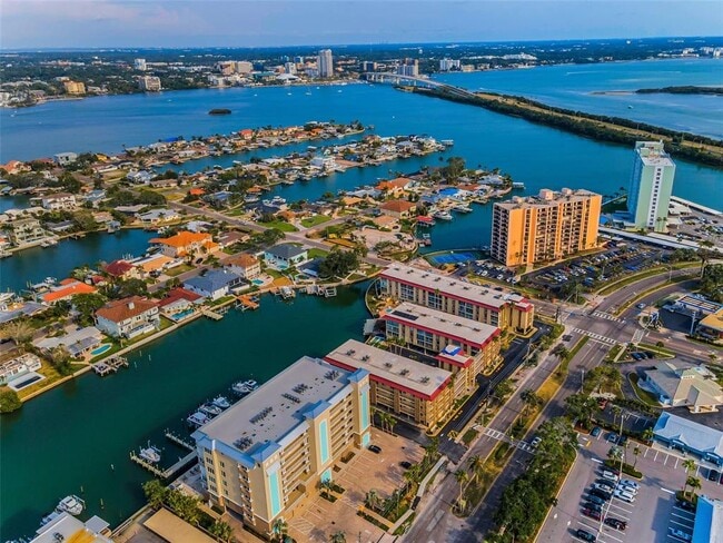 Foto del edificio - 125 Island Way