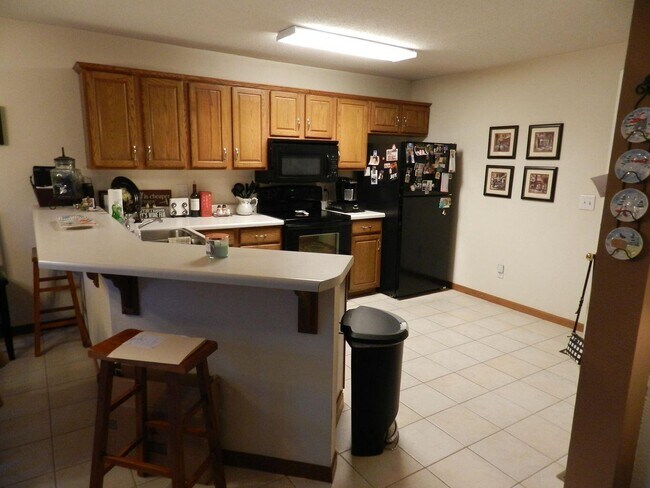 Building Photo - 3602 Berkshire Ct