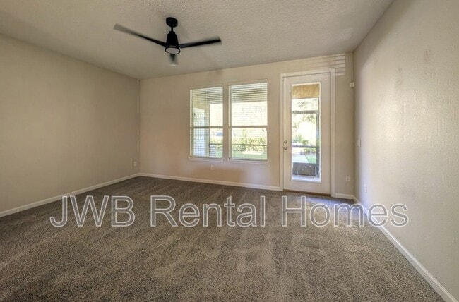 Building Photo - 4220 Plantation Oaks Blvd