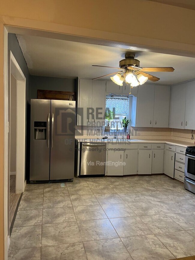 Foto del edificio - 4301 S Parker St