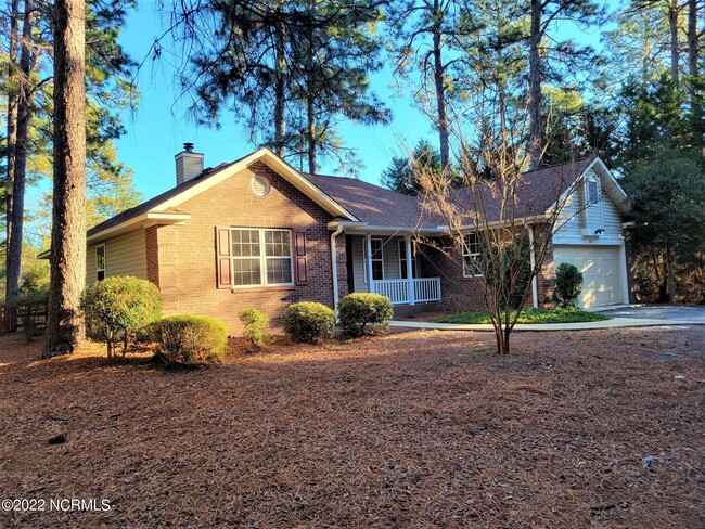 Foto del edificio - 1065 Morganton Rd