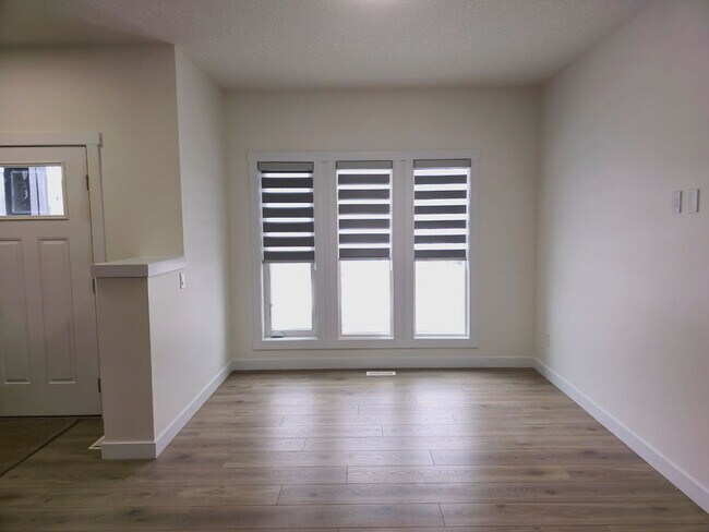 Photo du bâtiment - 63 Fenwyck Blvd