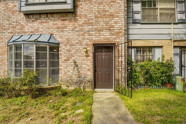 Building Photo - 128 Goodson Dr