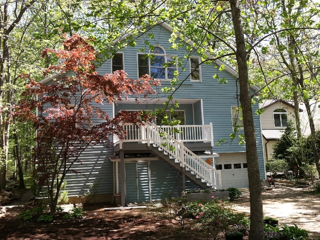 Building Photo - 167 Windjammer Rd