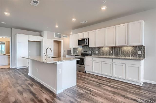 Foto principal - 9283 S Twenty Mile Rd