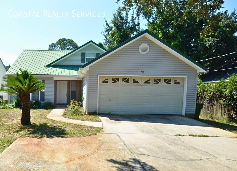 Primary Photo - 310 Schneider Dr