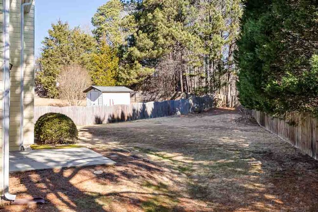 Building Photo - 303 Montvale Ct