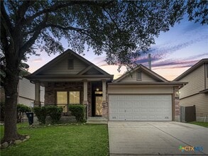 Building Photo - 2384 Medina Dr