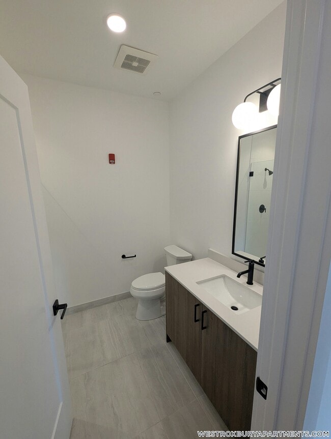 Building Photo - 199 Gardner St