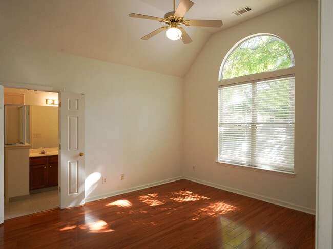 Master Bedroom - 1229 Misty Isle Dr