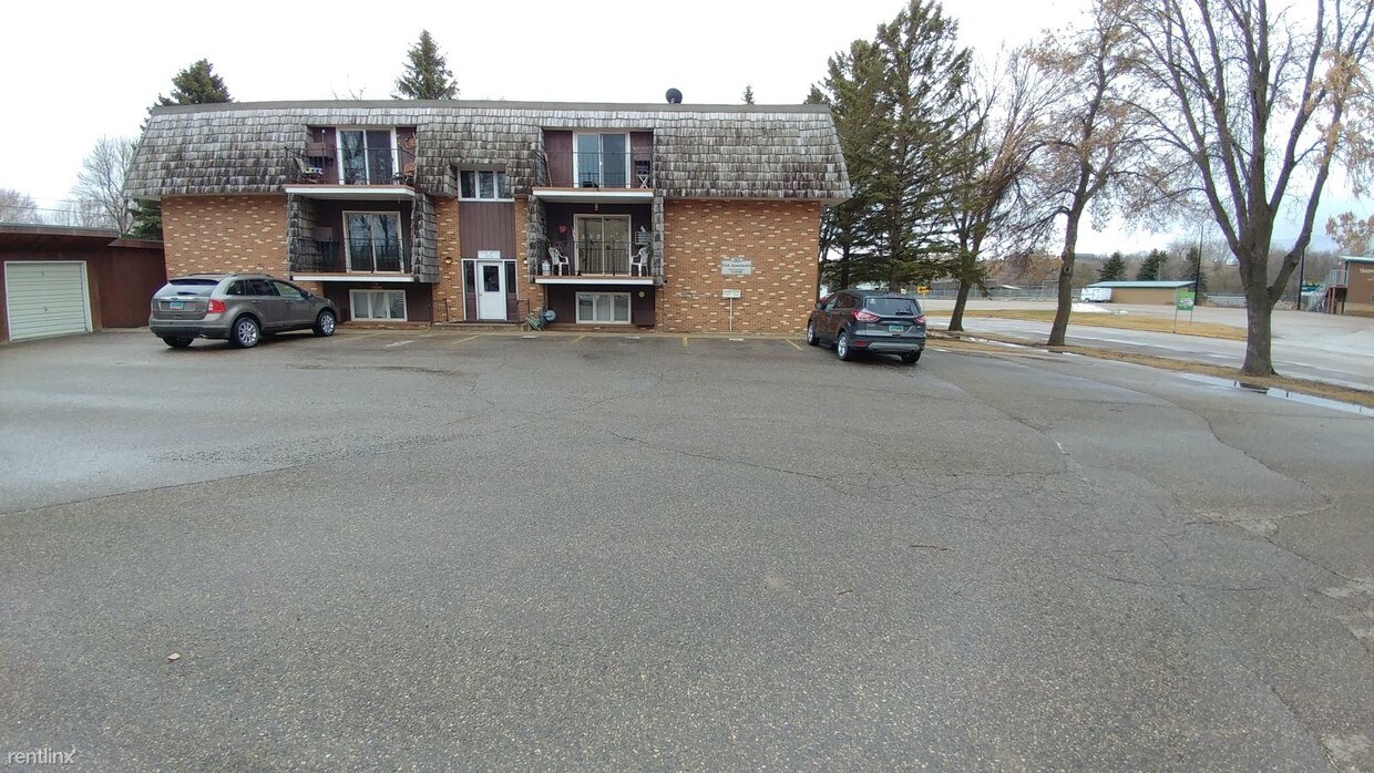 Primary Photo - 503 15th St SE