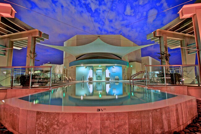 Foto del edificio - 2415 - 2575 E Camelback Rd