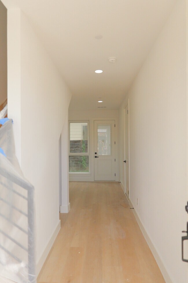 Foto del edificio - 4200 Munger Ave