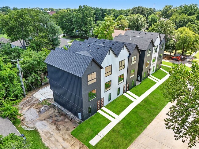 Building Photo - Draper Row